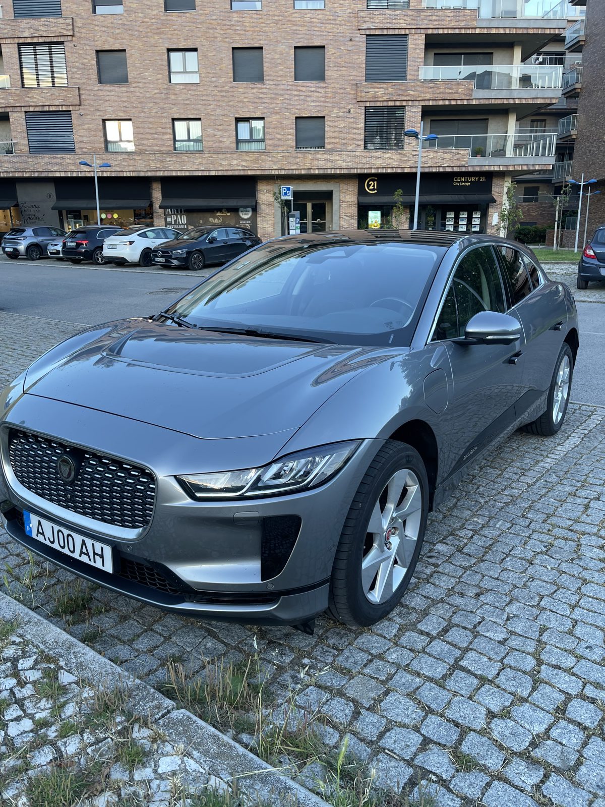 Jaguar I-PACE EV 400 AWD