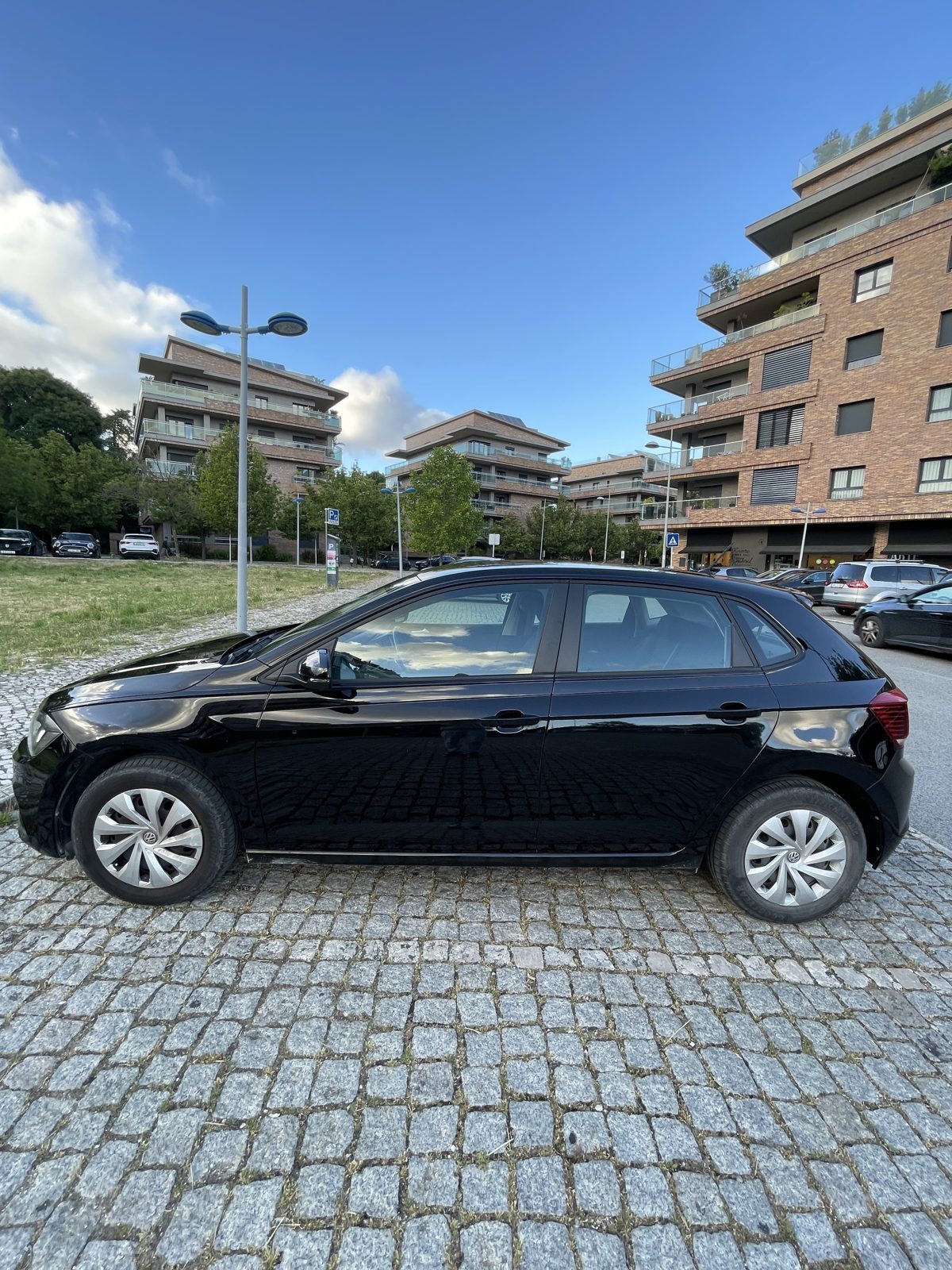 Volkswagen Polo 1.0 Trendline - Imagem 2